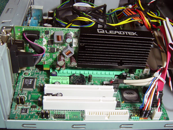 LEADTEK WF PX8400GS TDH 256MB
